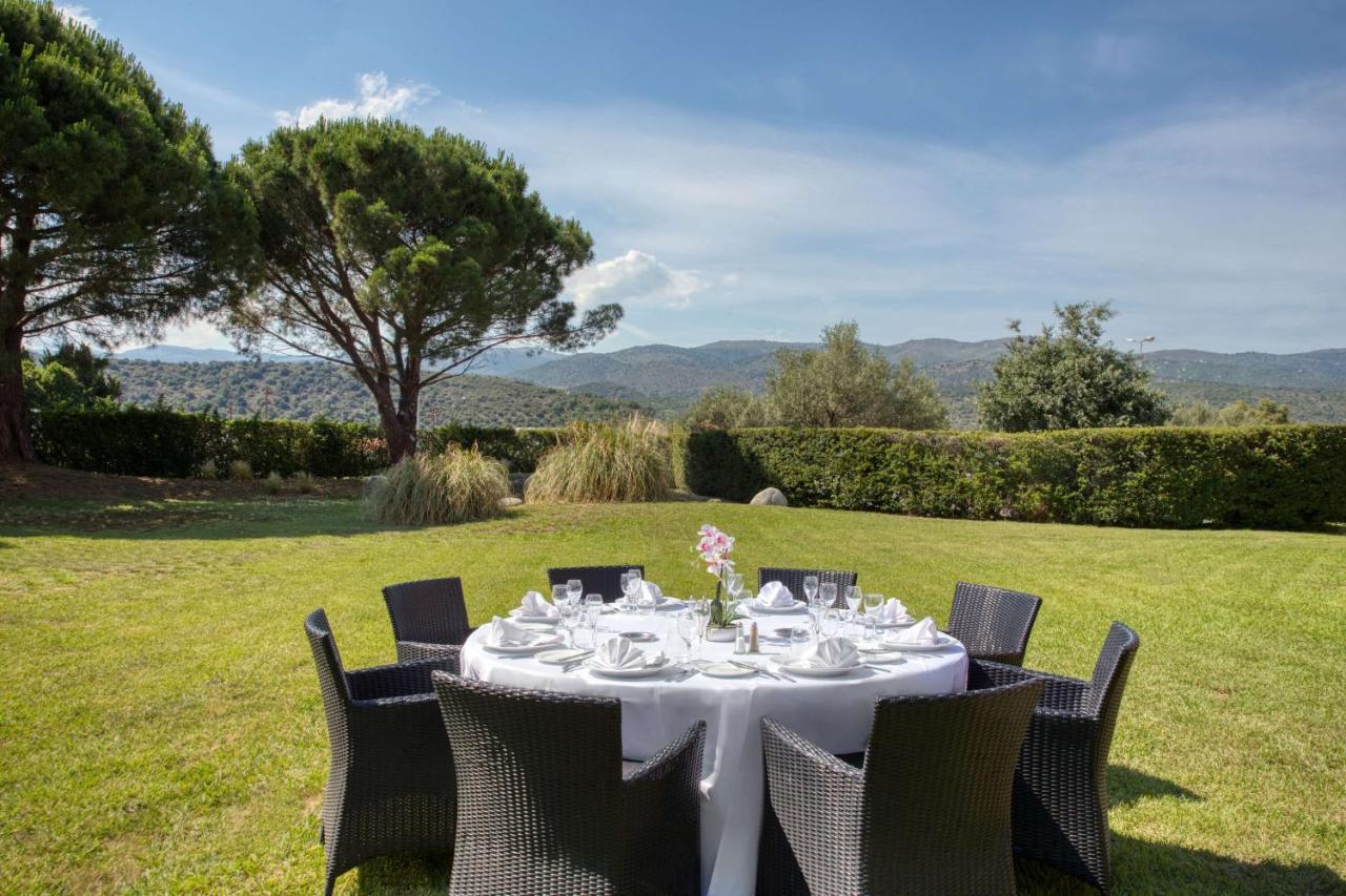 Best Western Le Vauban Prades  Bagian luar foto