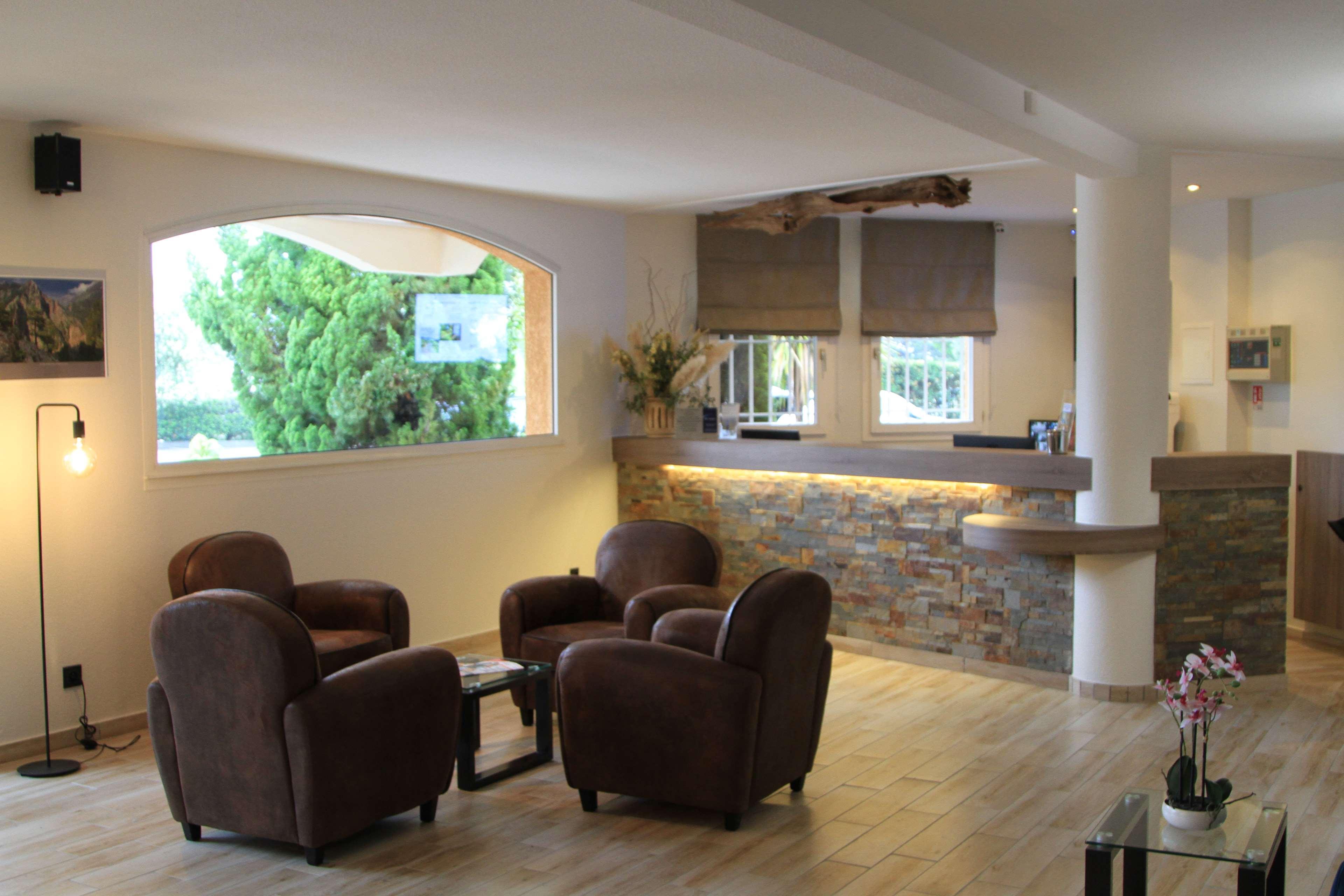 Best Western Le Vauban Prades  Bagian luar foto